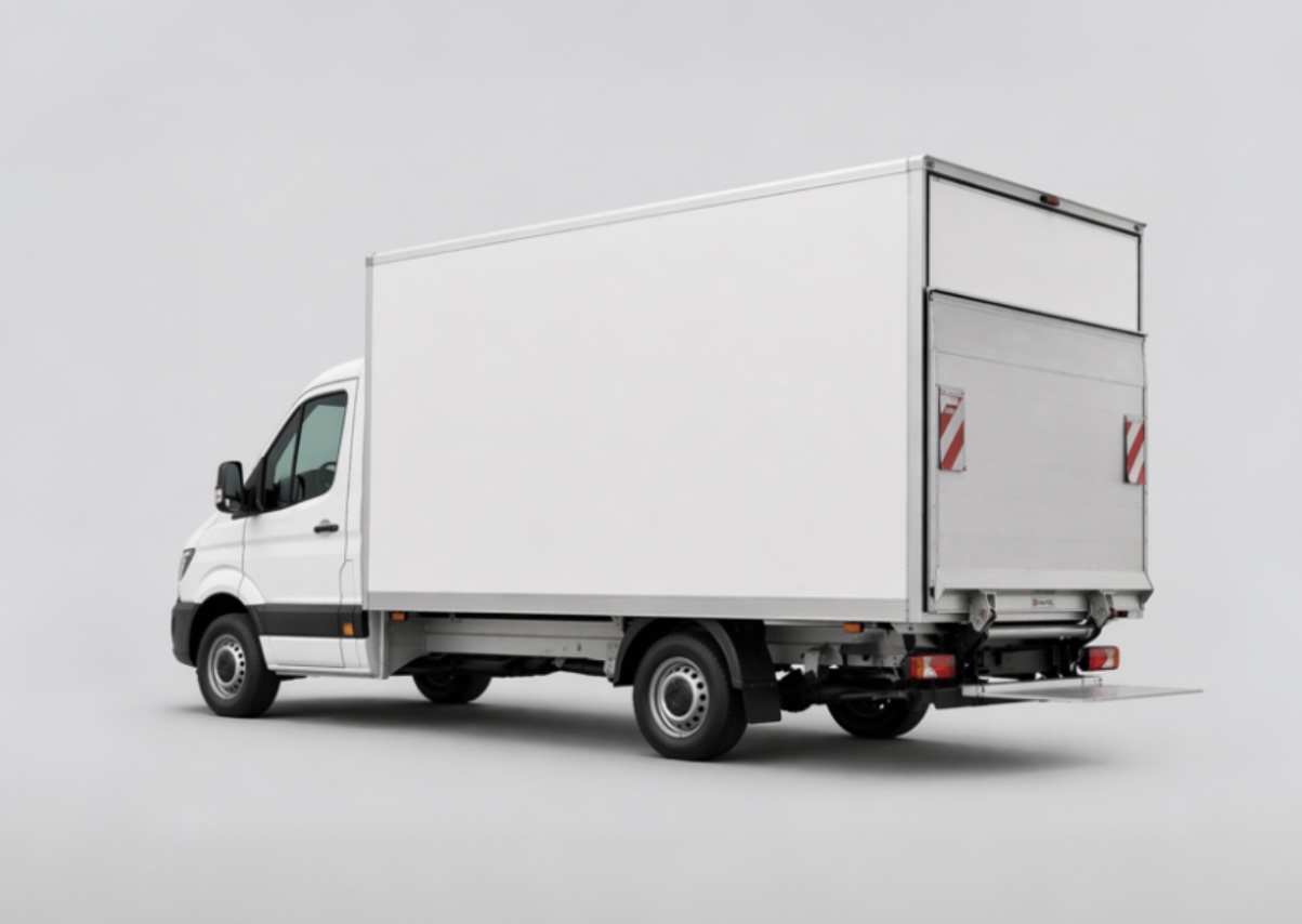 MAN Koffer + Hebebühne